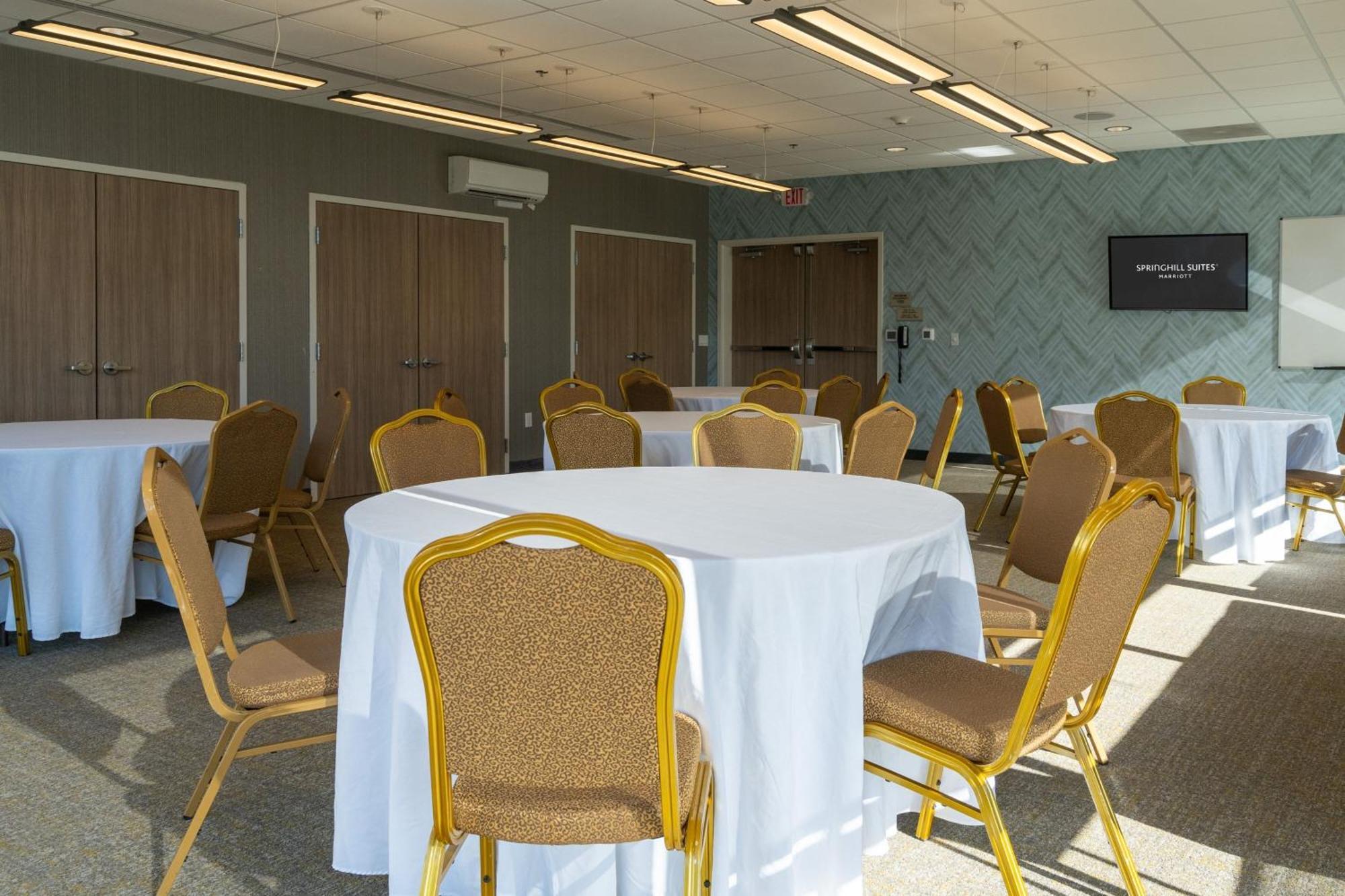 Springhill Suites By Marriott وودبريدج المظهر الخارجي الصورة